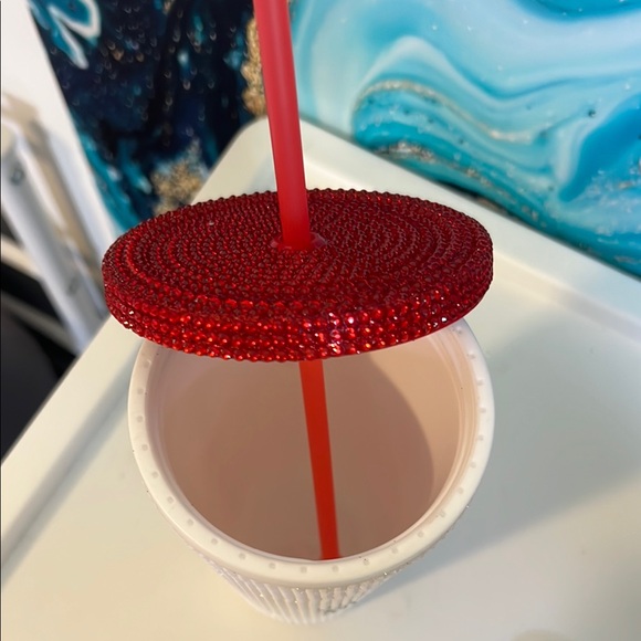 Hello Kitty White and Red Rhinestone Cup - Picture 4 of 5